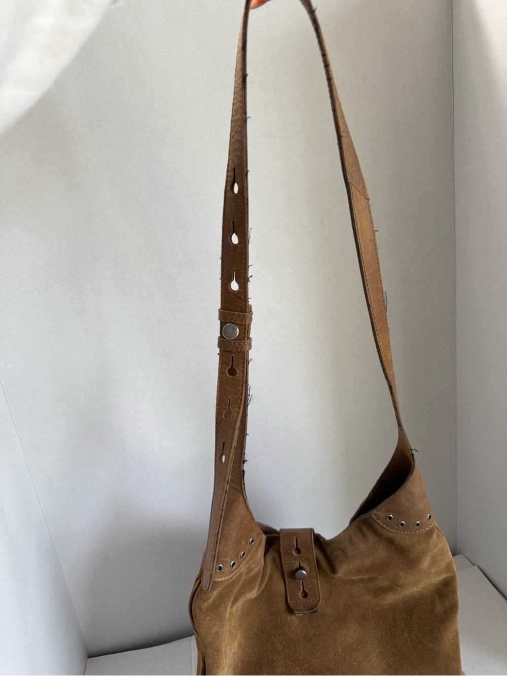 Lucky Brand Large Brown Suede Shoulder Bag - Classic Women's Long Strap Tote - Picture 6 of 10